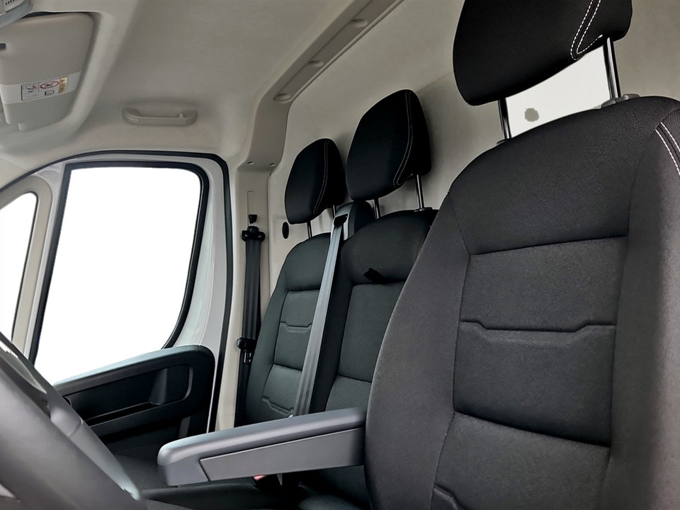 FIAT NUOVO DUCATO Ducato Serie 2 Stock My25 Furgone Lastrato 33q Mh2 140cv 2.2 Multijet 3 E Diesel km0 - 6