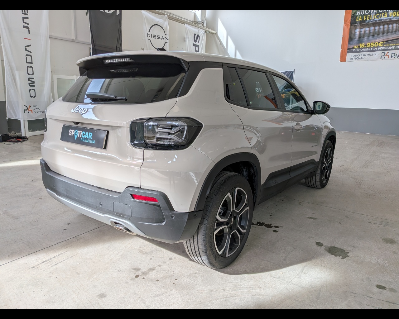 Foto JEEP Avenger 1.2 turbo Summit fwd 100cv