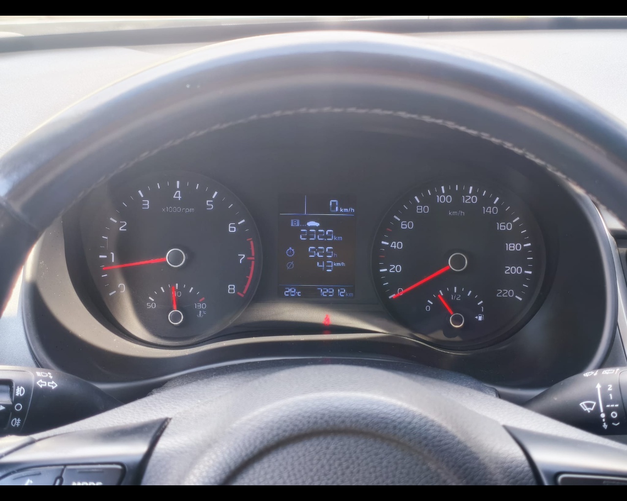 Foto KIA Stonic 1.2 dpi Urban s/Smart Pack gpl 82cv