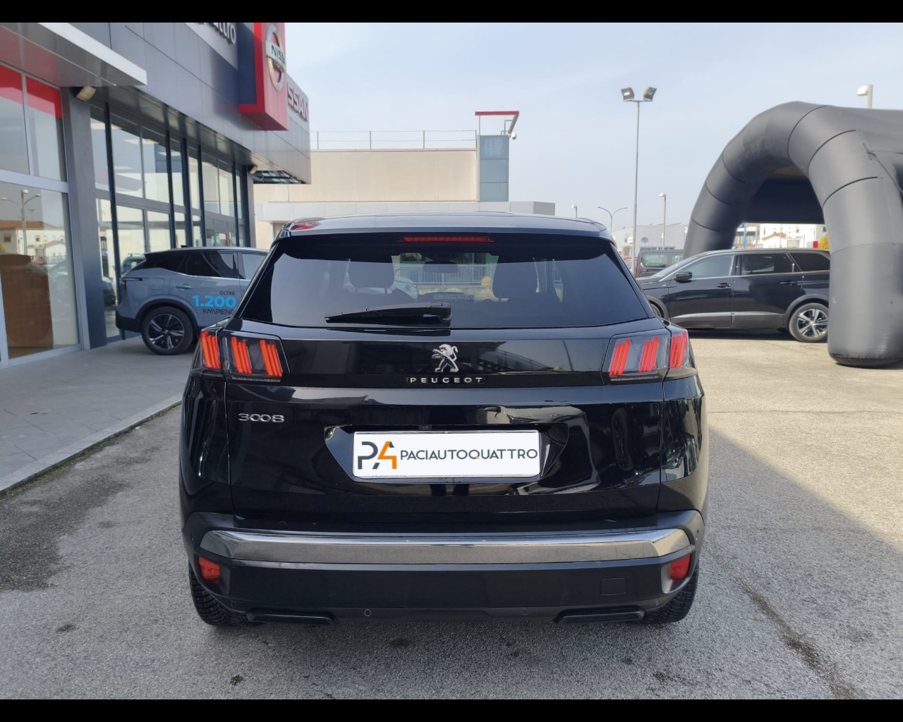 Foto PEUGEOT 3008 1.5 bluehdi Allure Pack s&s 130cv eat8