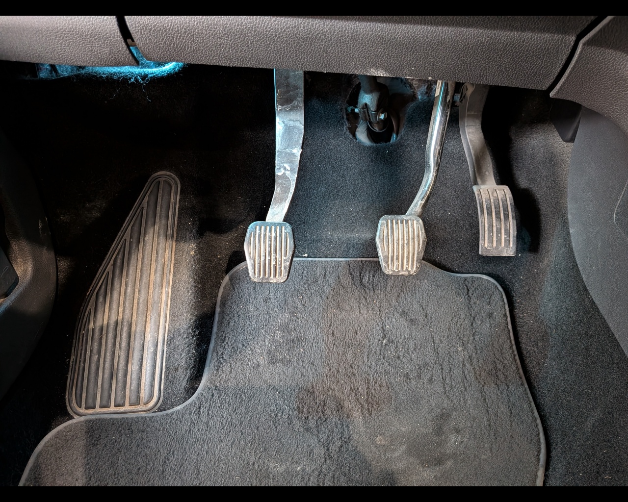 Foto FORD Kuga 1.5 tdci Titanium s&s 2wd 120cv