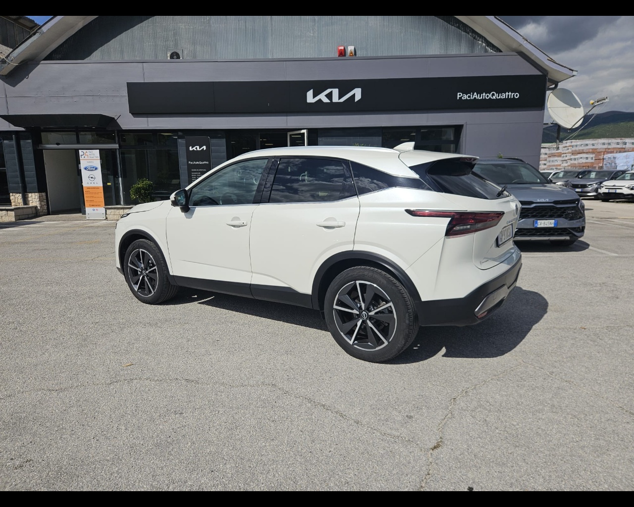 Foto NISSAN Qashqai 1.3 mhev Tekna 2wd 140cv