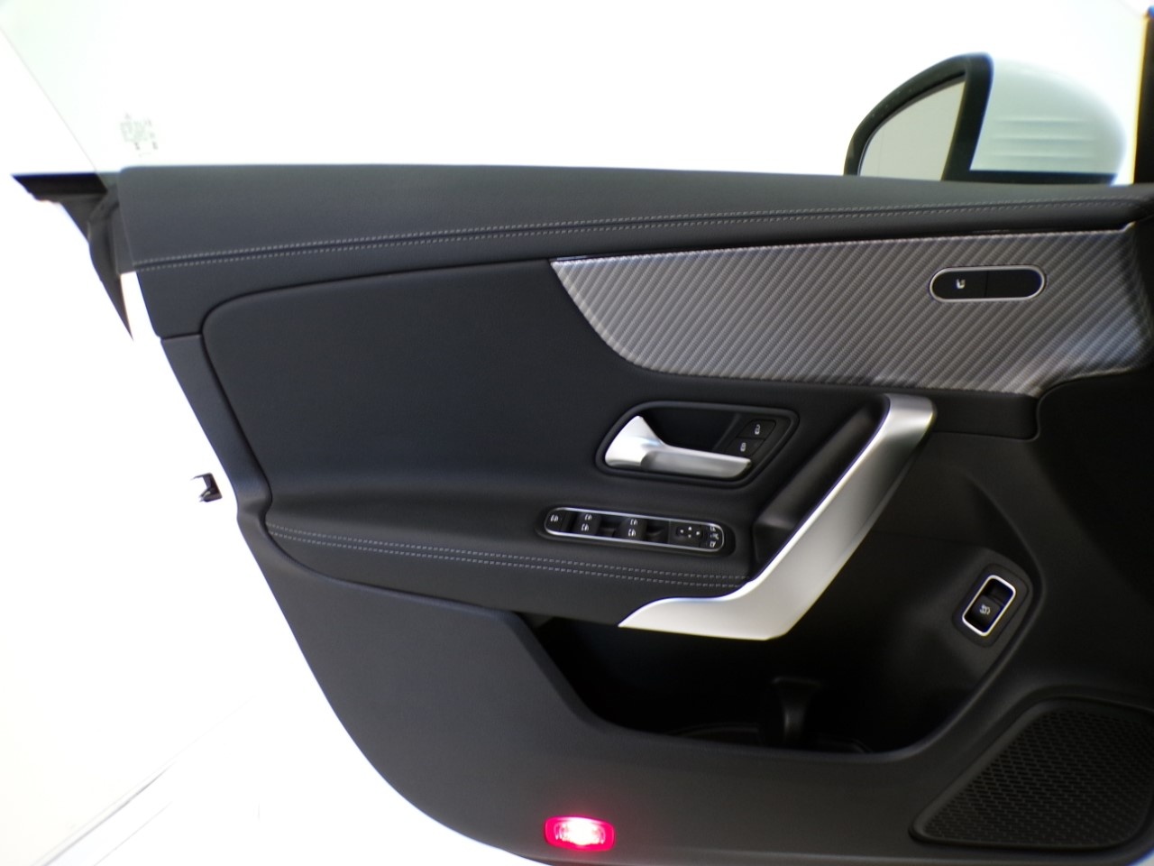 Mercedes CLA Shooting Brake 180 D Progressive Advanced 8G-DCT - 11