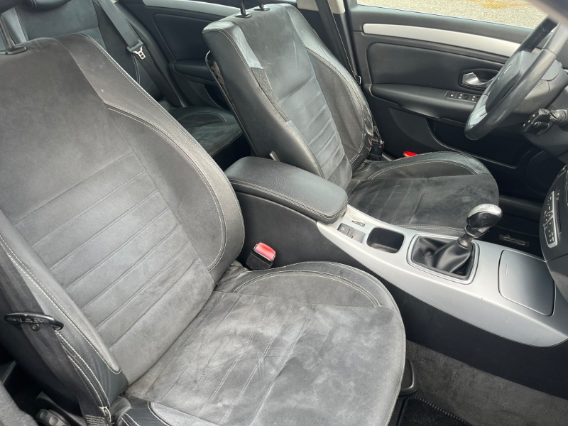 RENAULT – Laguna 2.0 dCi 150CV