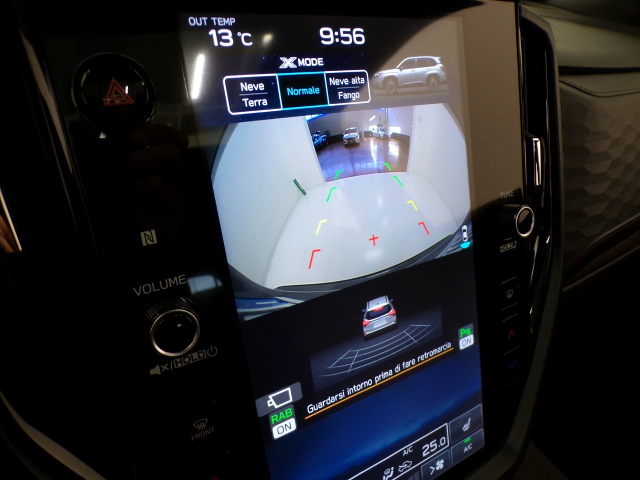 Subaru Forester Forester e-boxer 2.0i Premium - 21