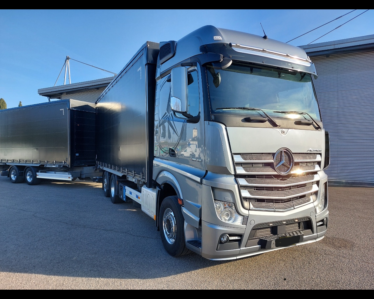 Mercedes Actros actros 2548 L Flat cab. Str.Sp. 2,5 Euro VI