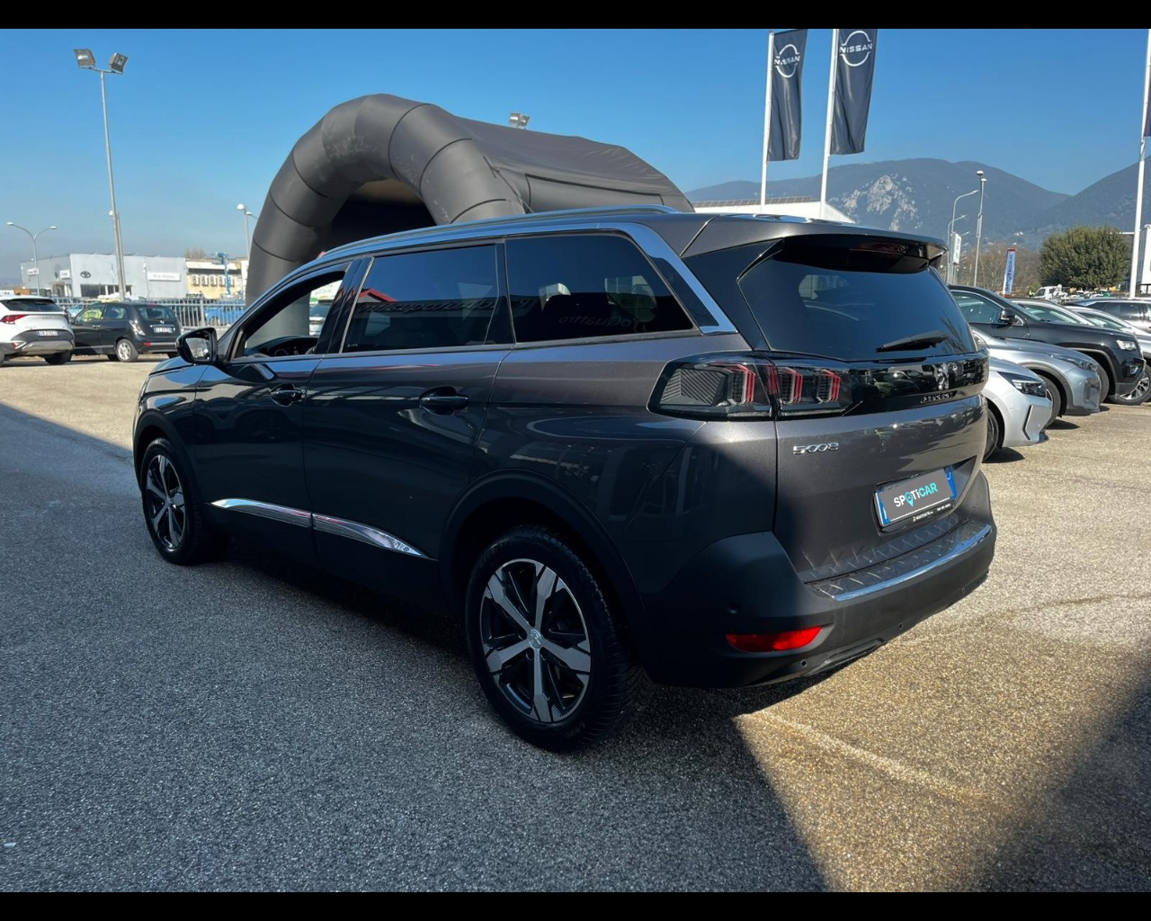 Foto PEUGEOT 5008 1.5 bluehdi Allure Pack s&s 130cv eat8 7p.
