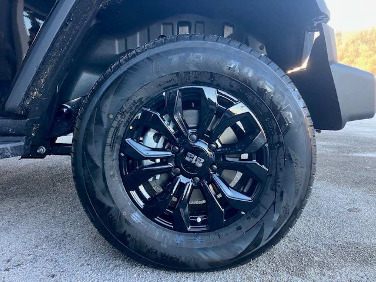 EMC EMC 212 212 Adventurer 2.0 TGDI 8AT 4WD - 7