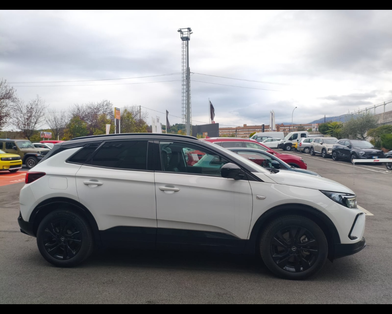 Foto OPEL Grandland 1.6 phev GS fwd 225cv auto