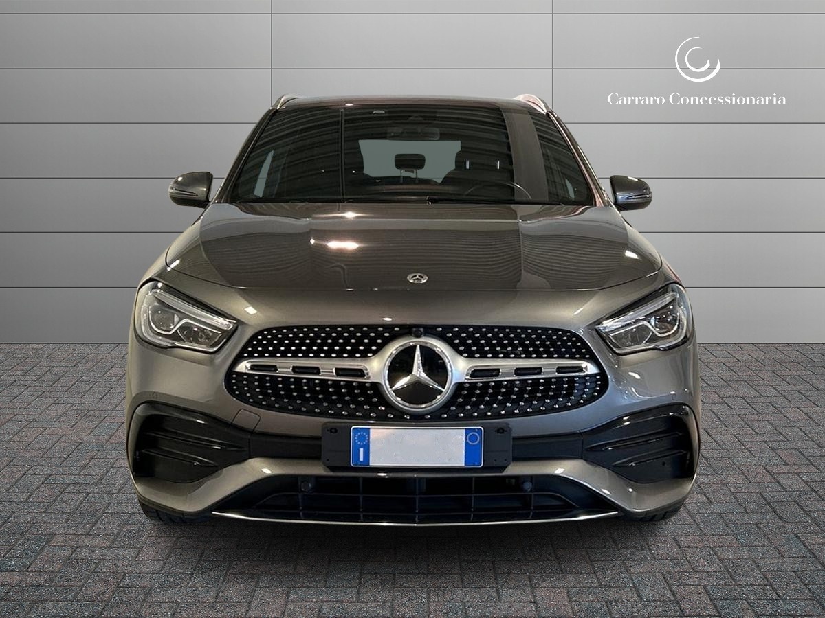Mercedes GLA GLA 180 D Premium 8G-DCT - 3