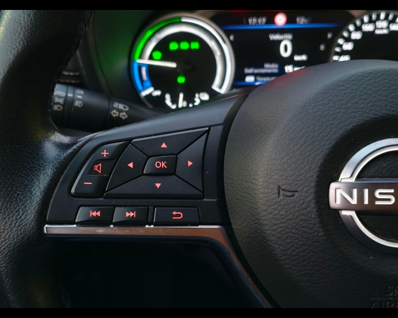 Foto NISSAN Juke 1.6 hev N-Connecta