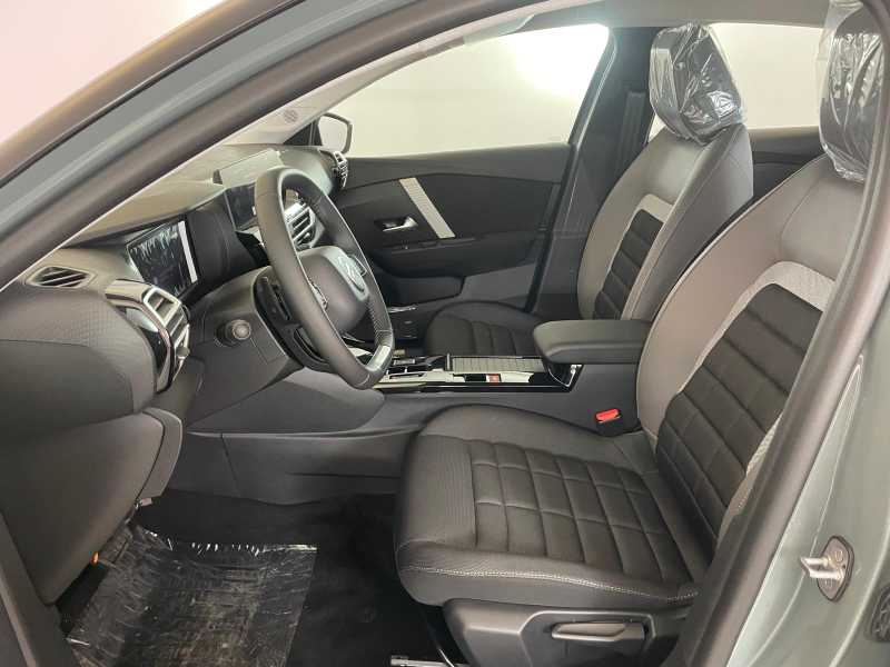 C4 Puretech 130 S&s Eat8 - Plus