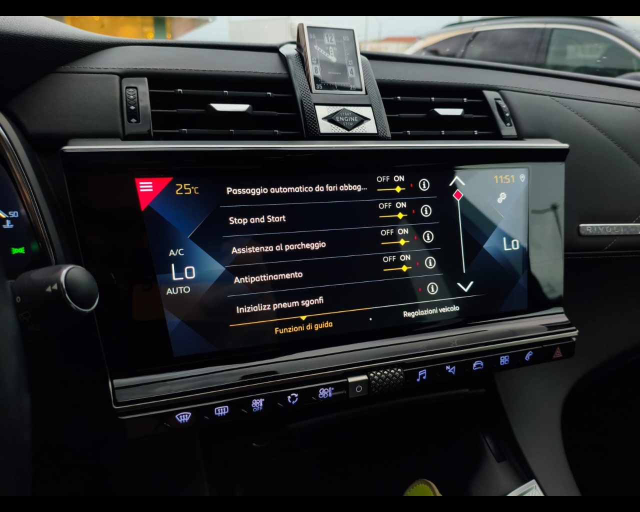 Foto DS DS7 Crossback 1.5 bluehdi Grand Chic 130cv auto N1