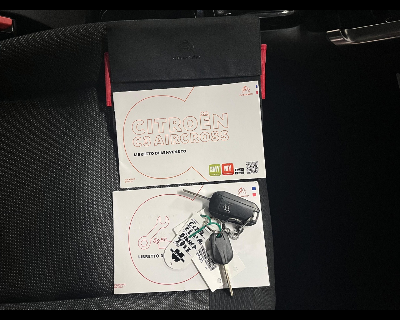 Foto CITROEN C3 Aircross 1.5 bluehdi Shine s&s 110cv