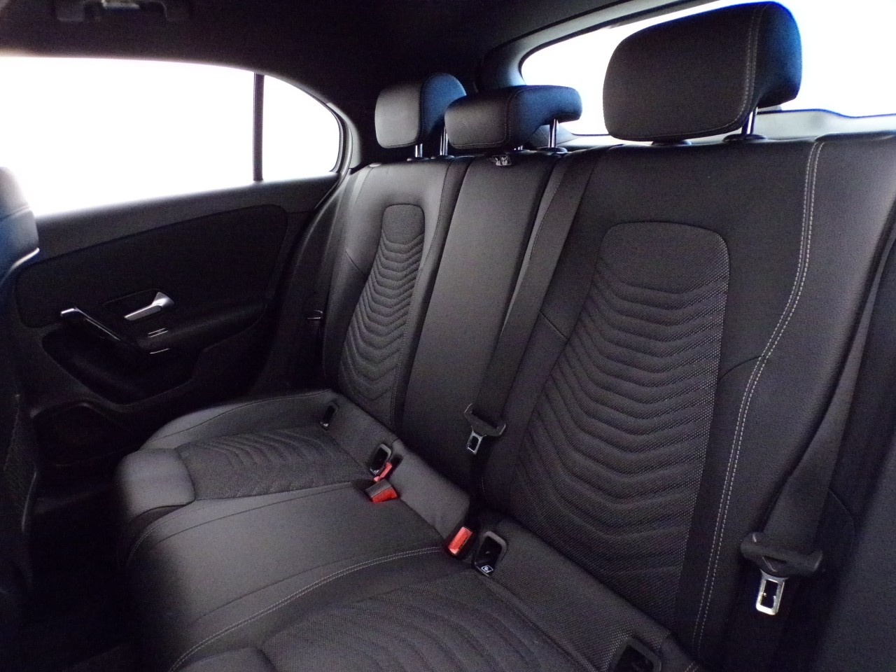 Mercedes Classe A Classe A 180 D Business 7G-DCT - 14