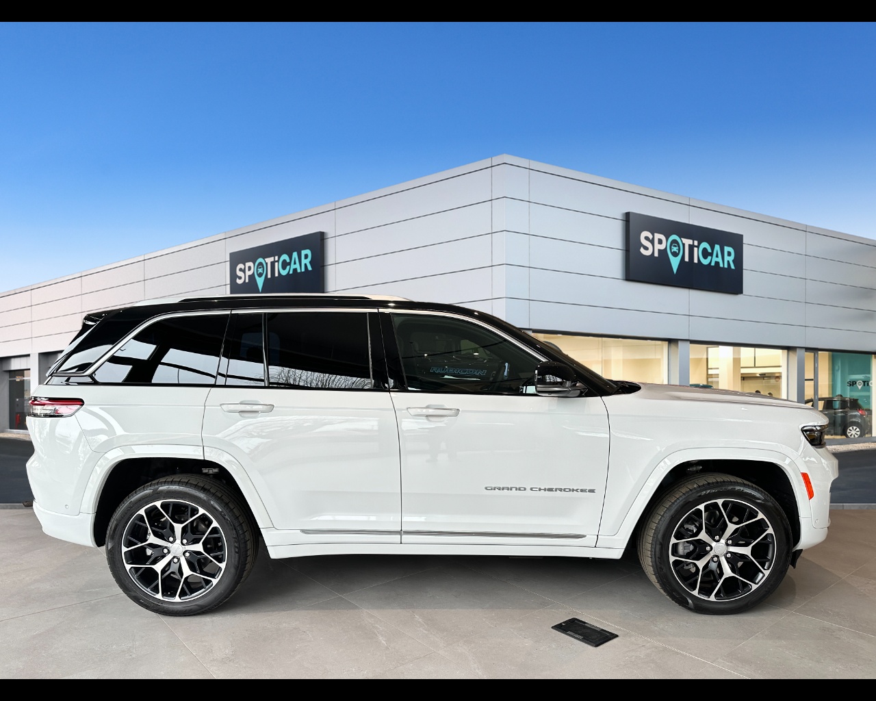 JEEP Grand Cherokee Plug-In HybridMy23 Summit Reserve 2.0 4xe Phev 380cv At8 Ibrida usato - 5