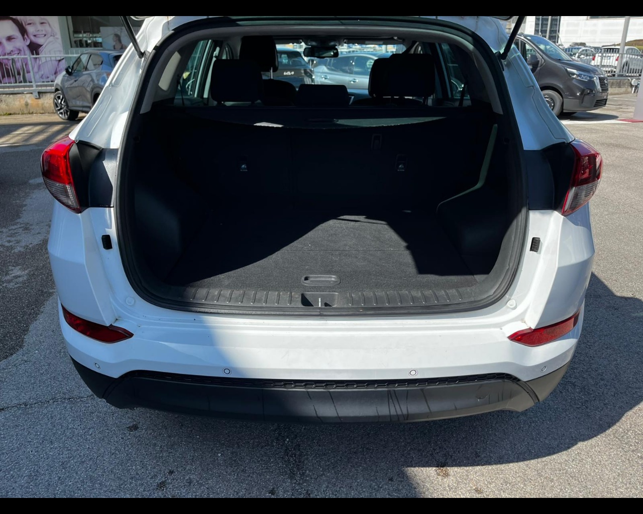 Foto HYUNDAI Tucson 1.7 crdi Xpossible 2wd 141cv dct