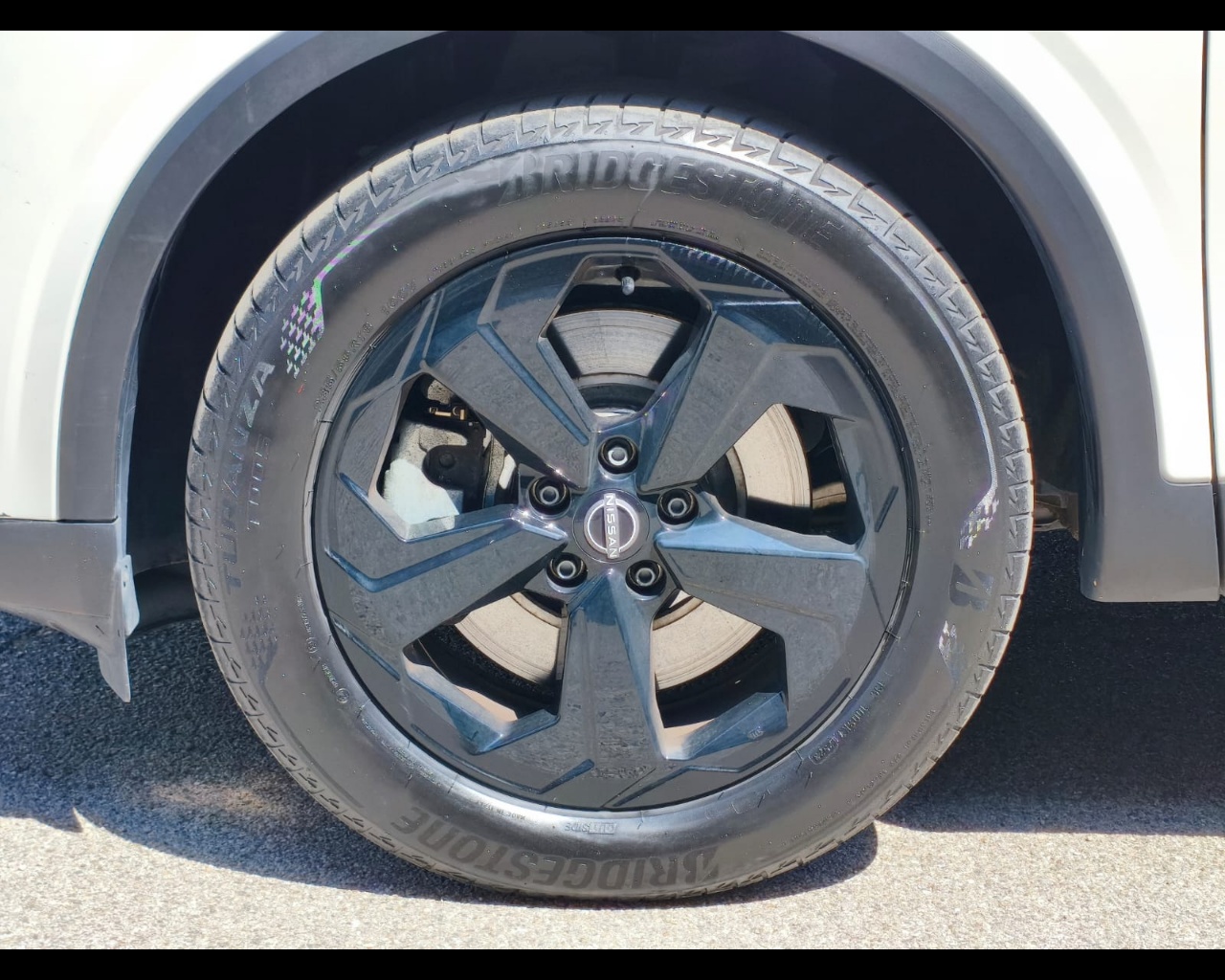 Foto NISSAN Qashqai 1.5 e-power 90th Anniversary 2wd