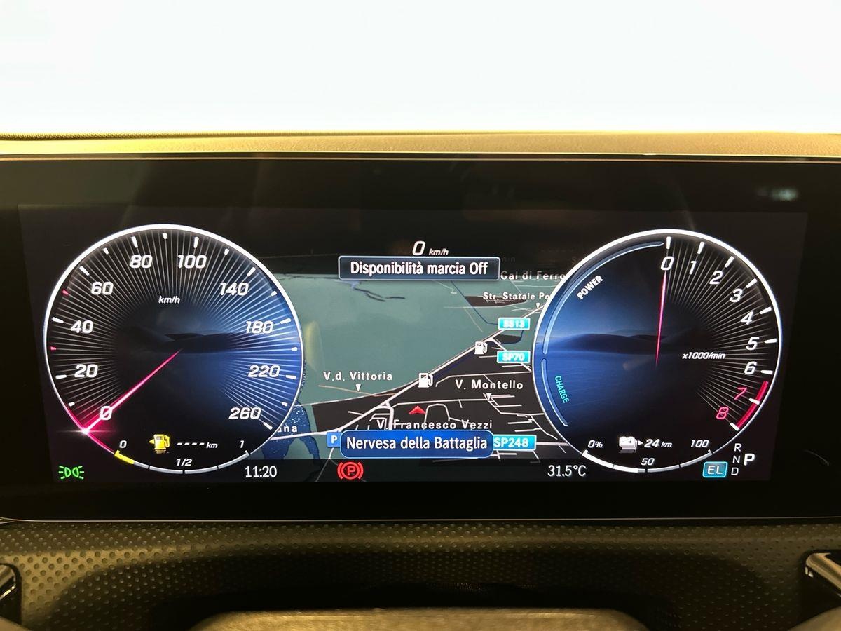 Mercedes  Classe A 250 e Plug-In-Hybrid Advanced Plus AMG Line Speedshift DCT AMG 8G - 13