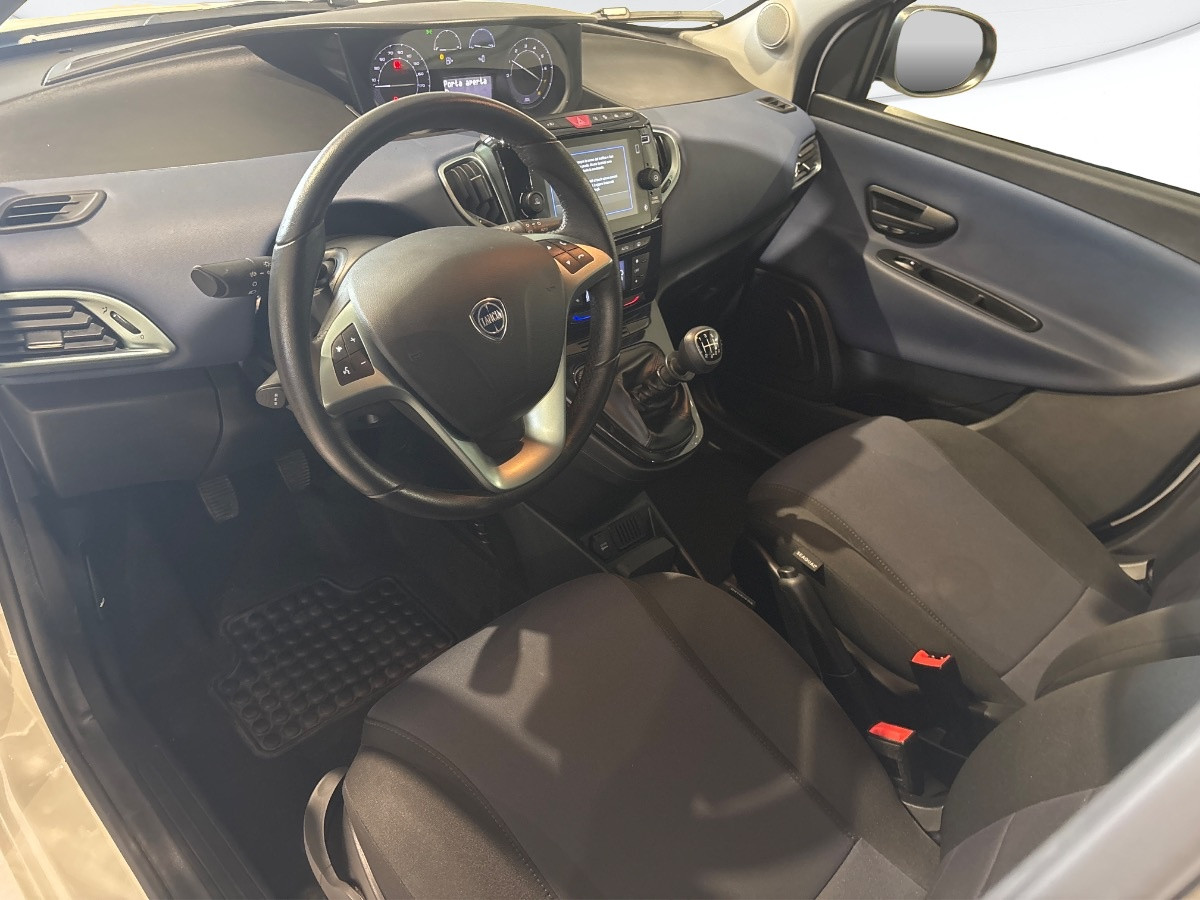 Lancia Ypsilon Usato 2024 Ypsilon Parma