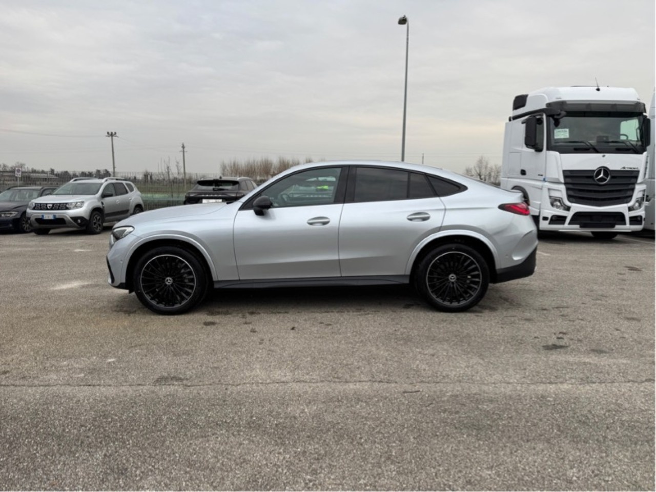 Mercedes GLC Coupé GLC 200 d 4MATIC Coupè AMG Line ADVANCED - 4