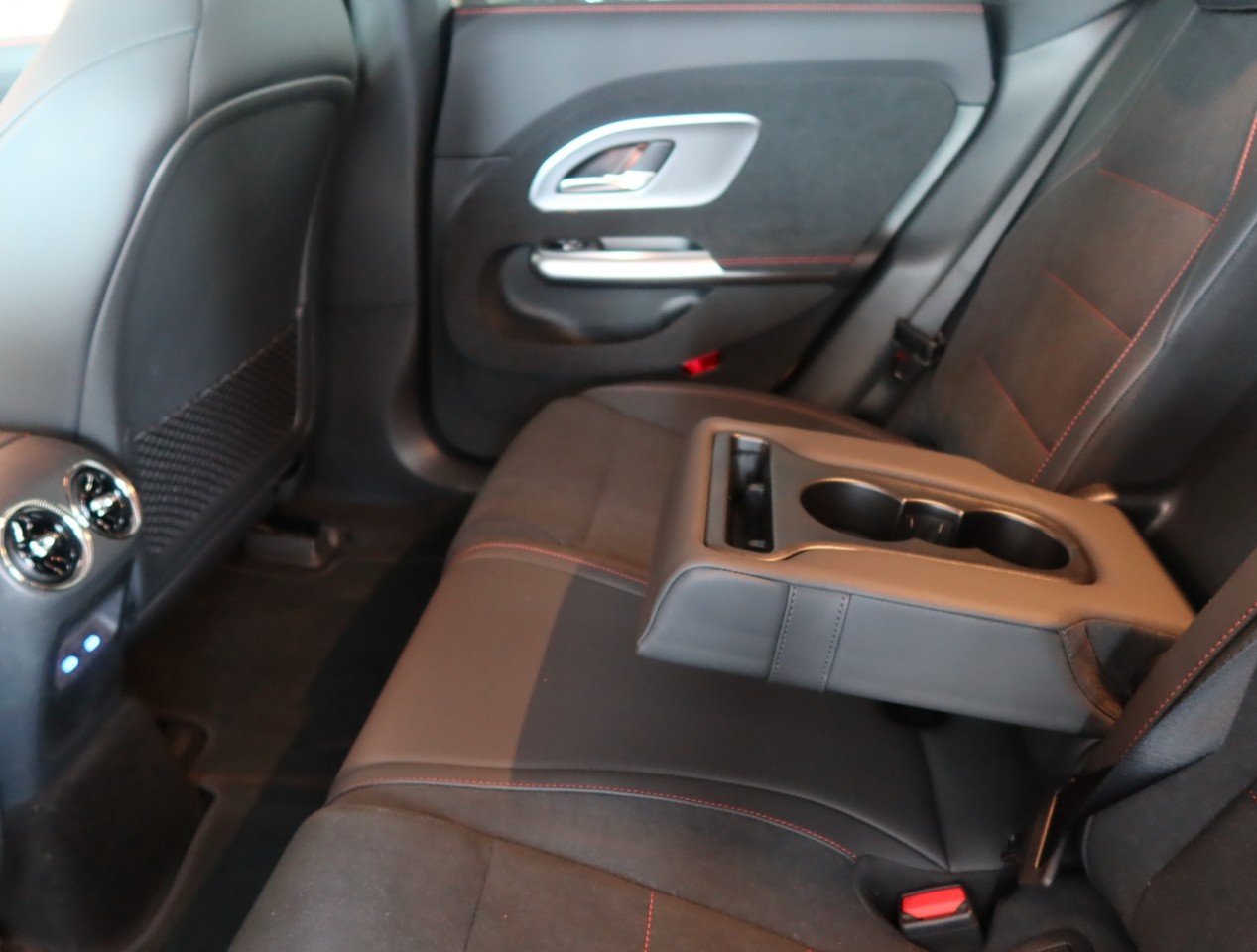 Mercedes CLA Shooting Brake Elettrica CLA Shooting Brake 250+ con tecnologia EQ Premium - 20