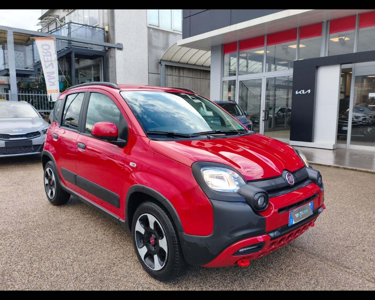 Foto FIAT Panda 1.0 firefly hybrid Cross s&s 70cv 5p.ti