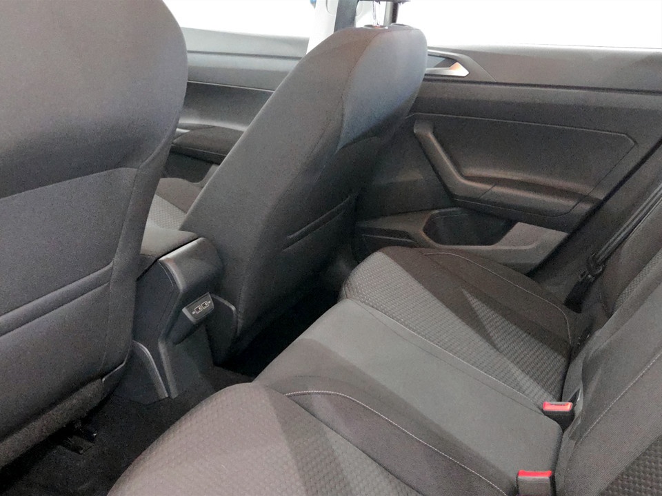 VOLKSWAGEN Polo 5p 1.0 evo Comfortline 80cv Benzina usato - 16