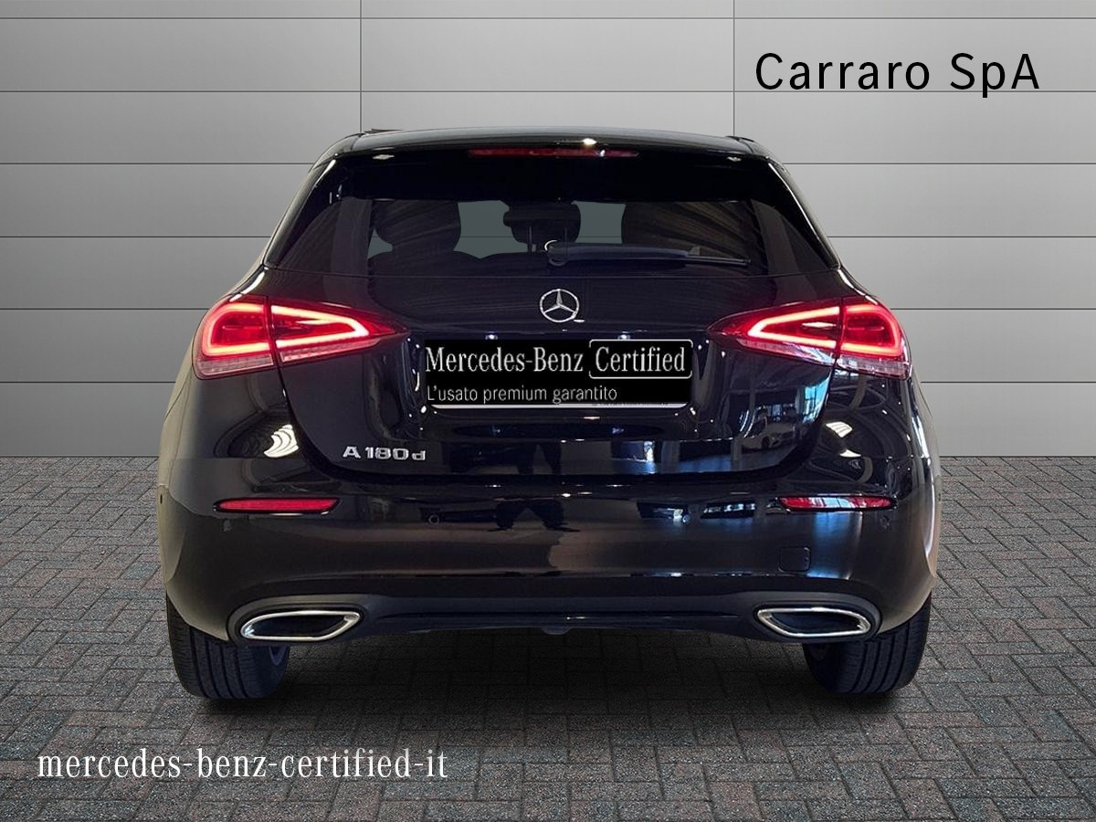 Mercedes Classe A Classe A 180 D Sport Night edition 8G-DCT - 4