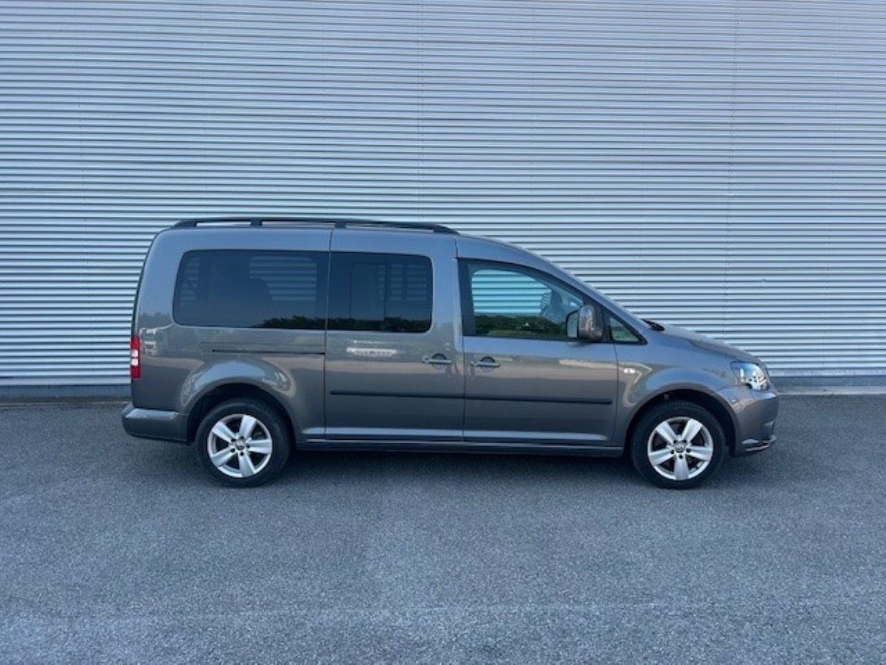 Volkswagen Caddy III caddy maxi 1.6 tdi 102cv Comfortline - 4
