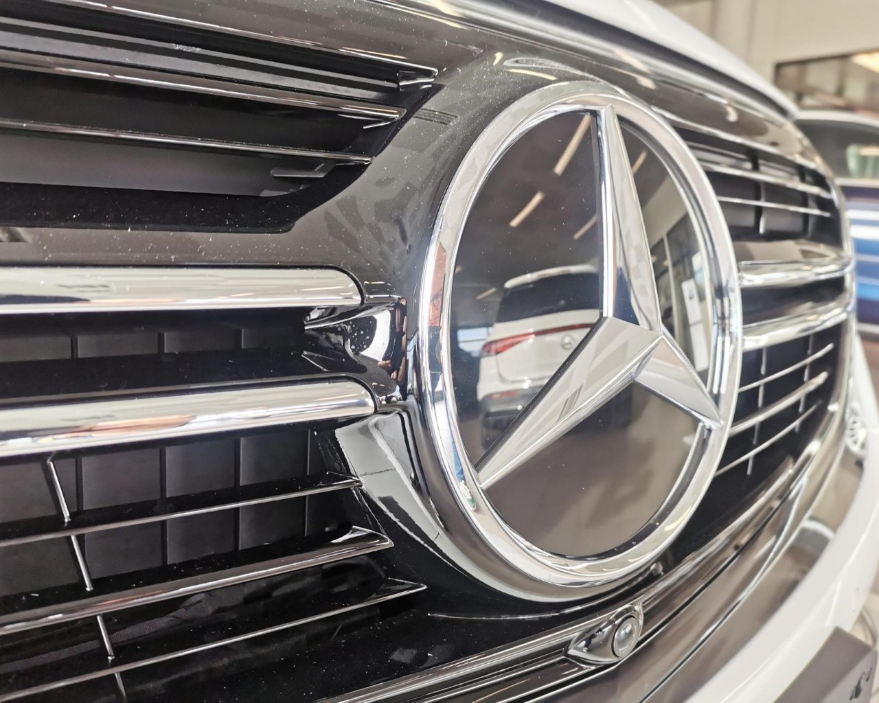 Mercedes EQC EQC 4Matic PREMIUM - 3
