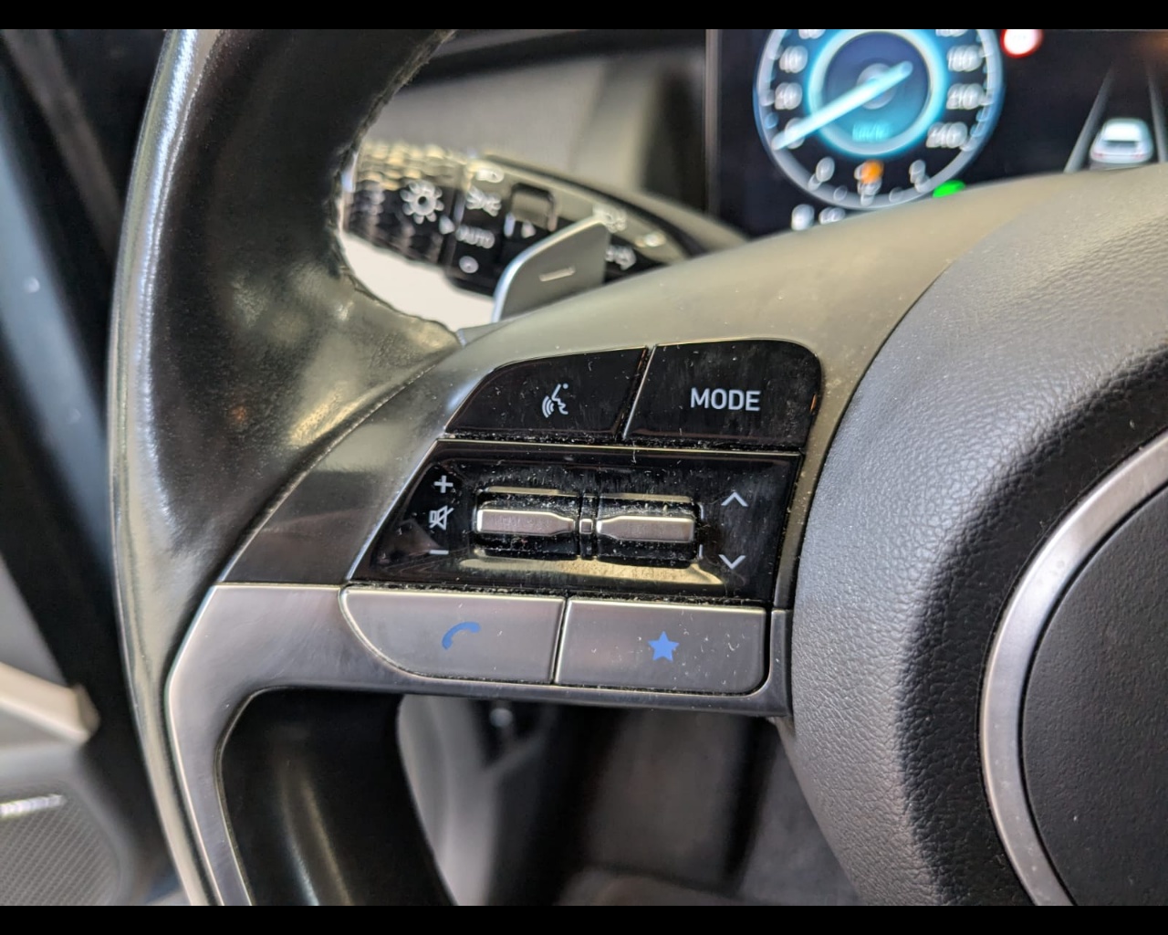 Foto HYUNDAI Tucson 1.6 hev Exellence 2wd auto