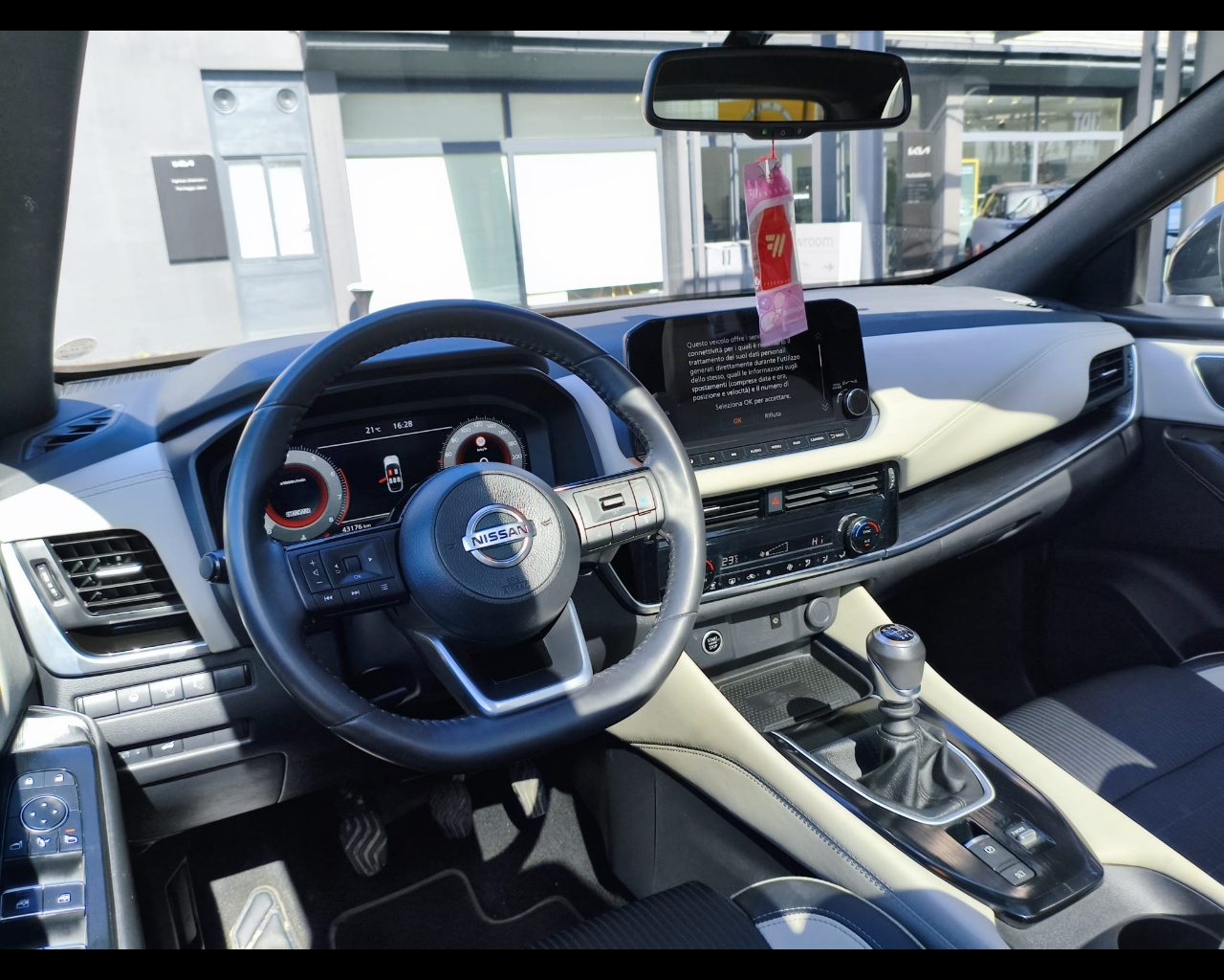 Foto NISSAN Qashqai 1.3 mhev Tekna 2wd 140cv