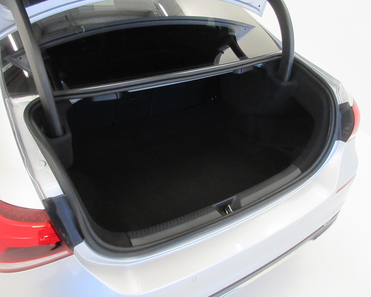 Mercedes Classe A Berlina Classe A Sedan 180 D Sport 8G-DCT - 9