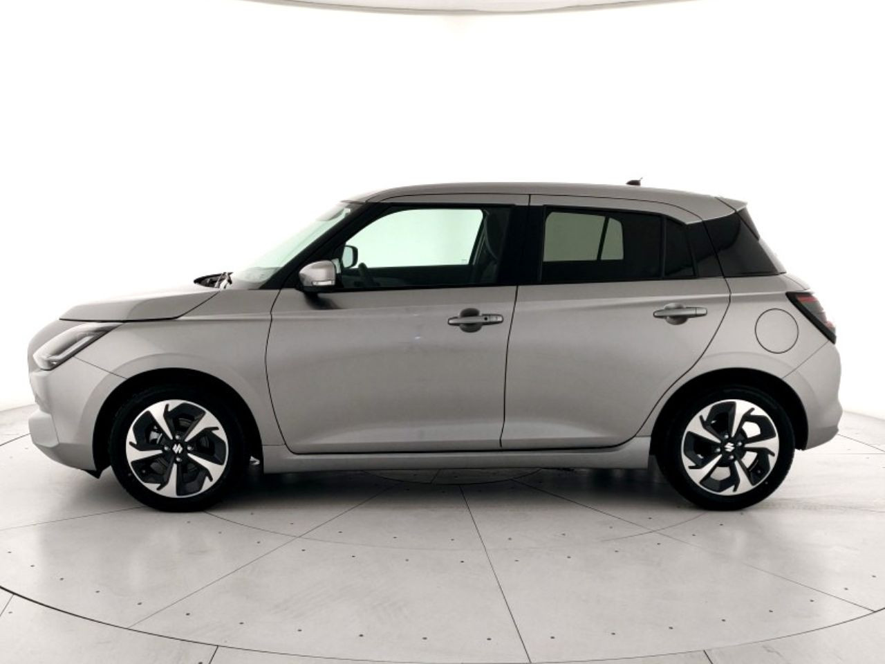 Suzuki Swift Nuovo Ibrido benzina Swift Porto Mantovano