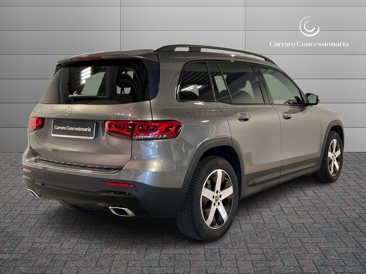 Mercedes GLB GLB 200 D Sport Plus 4Matic 8G-DCT - 2