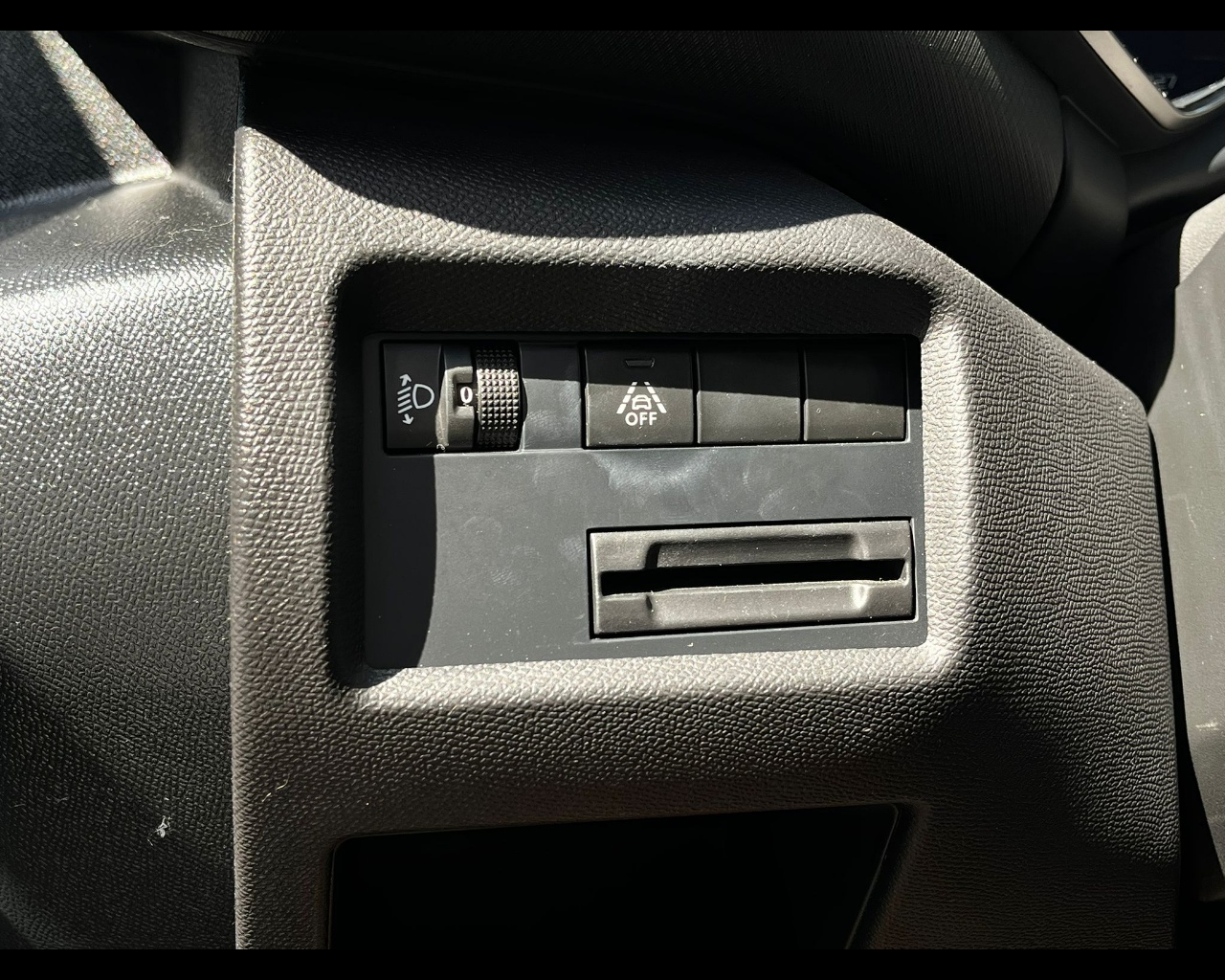 Foto CITROEN C5 Aircross 1.2 puretech Feel Pack s&s 130cv eat8