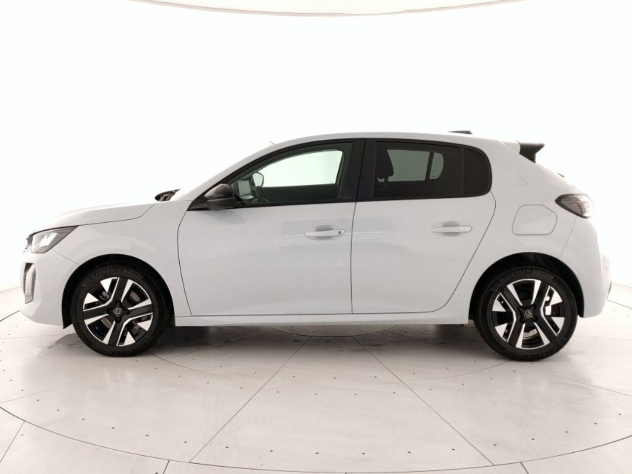 Peugeot 208 Nuovo Ibrido benzina 208 Porto Mantovano