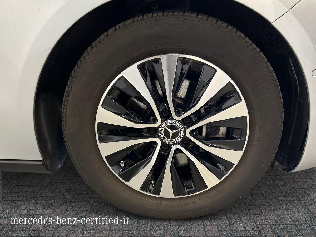 Mercedes Classe A Classe A 180 D Advanced Speedshift DCT AMG 8G - 17