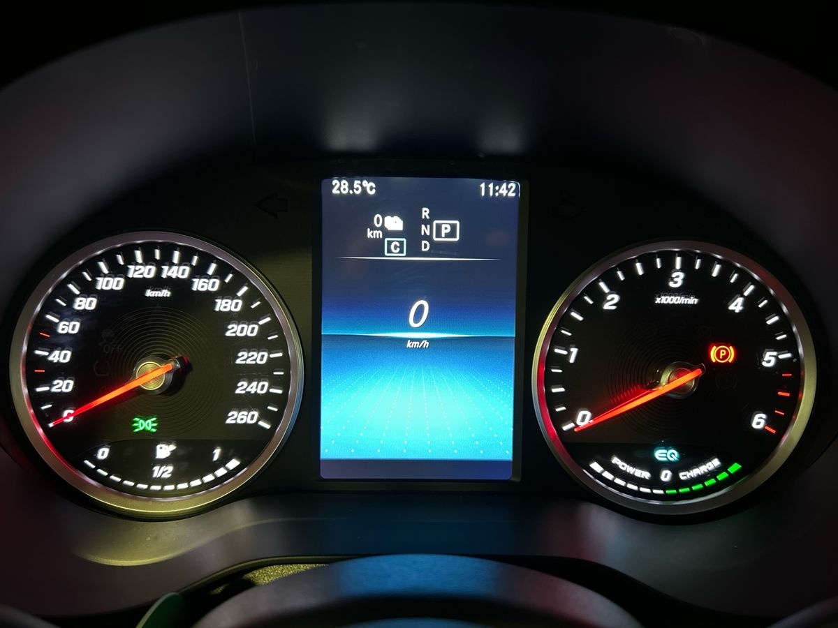 Mercedes GLC Coupé GLC Coupe 300 de Plug in hybrid (de EQ-POWER) Sport 4Matic 9G-Tronic Plus - 13