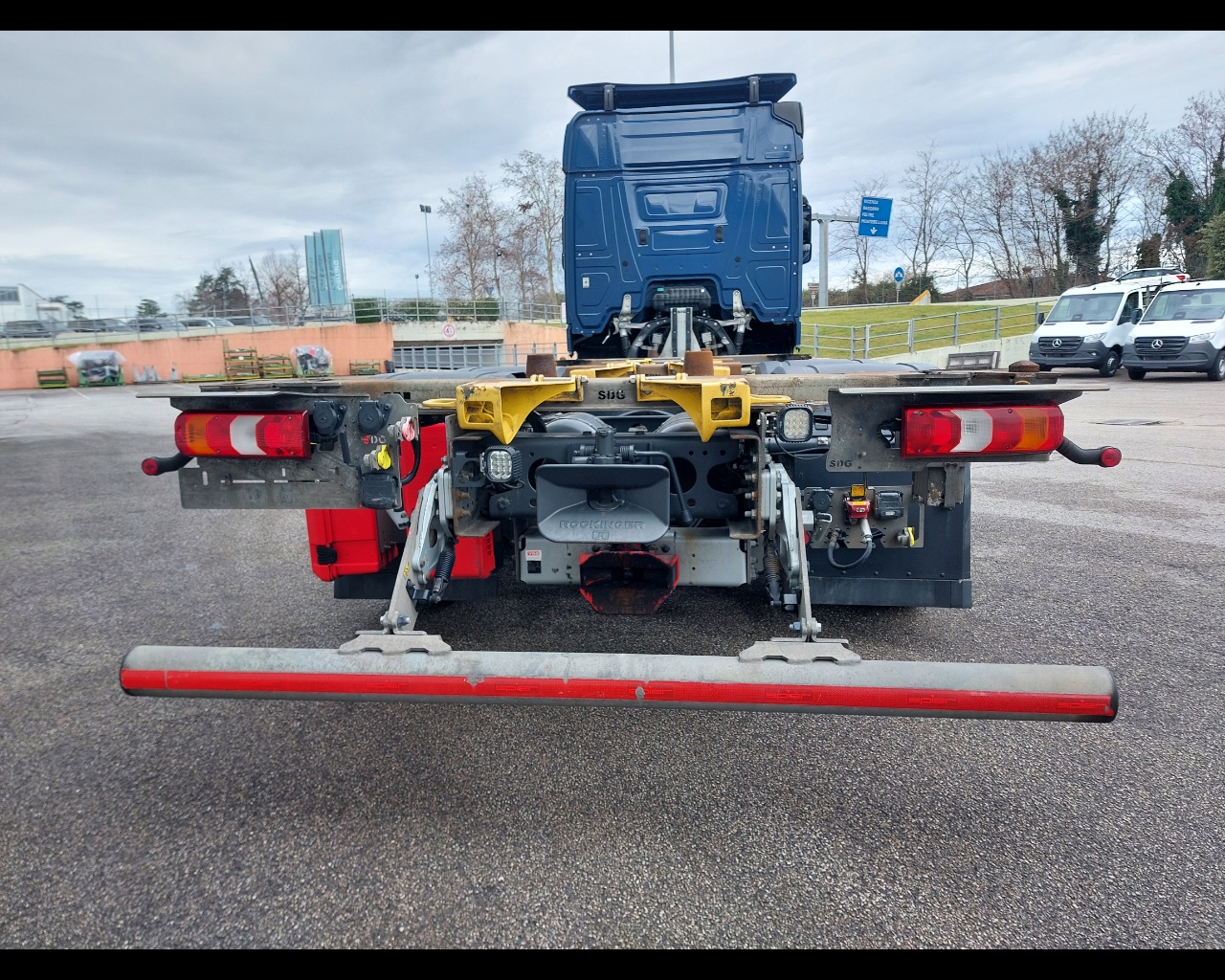 Mercedes  Actros 5 distribuzione 2545 L 6x2 - 7