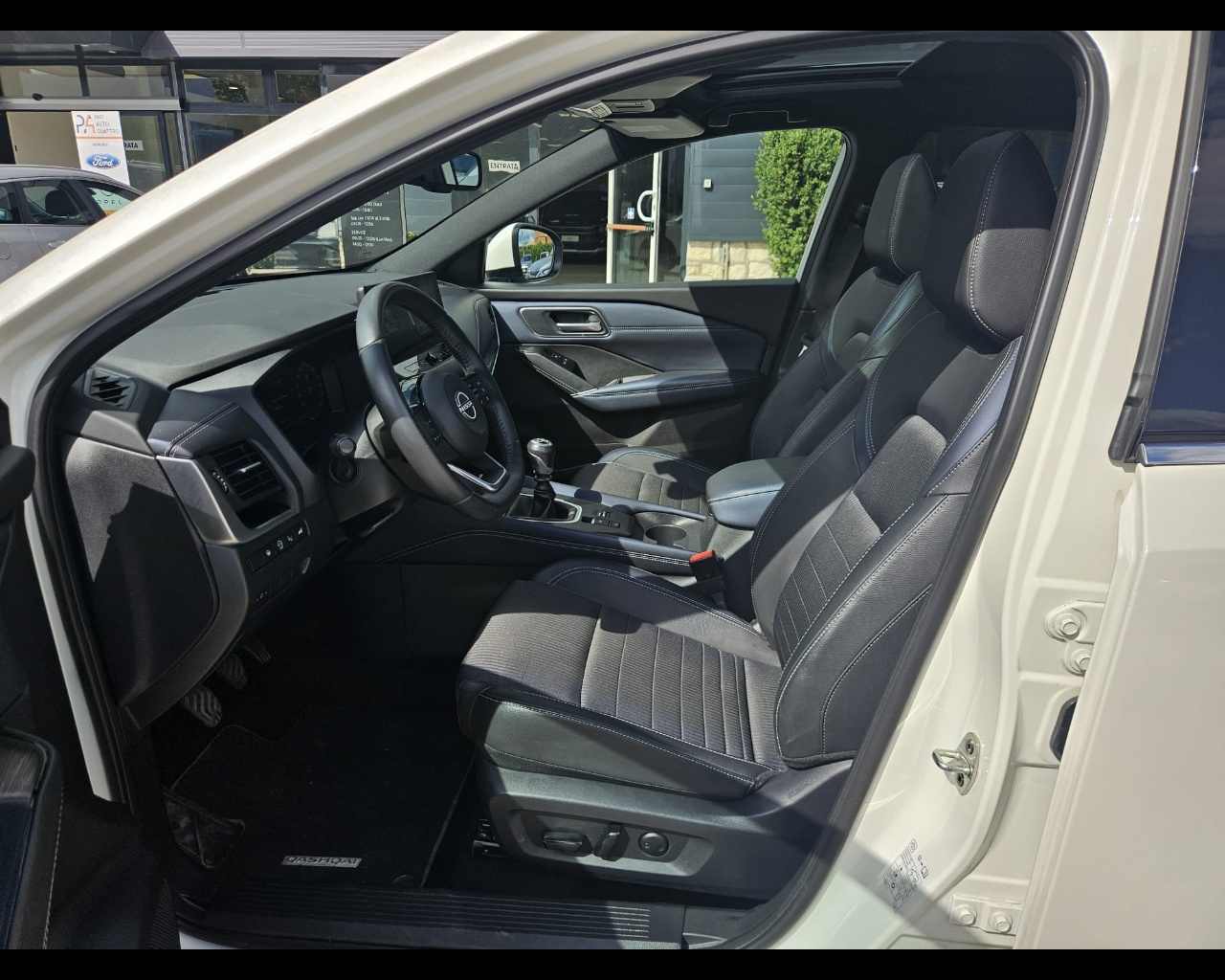 Foto NISSAN Qashqai 1.3 mhev Tekna 2wd 140cv