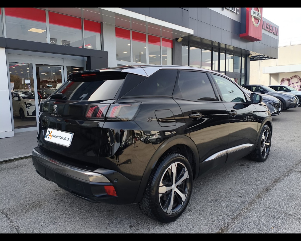 Foto PEUGEOT 3008 1.5 bluehdi Allure Pack s&s 130cv eat8