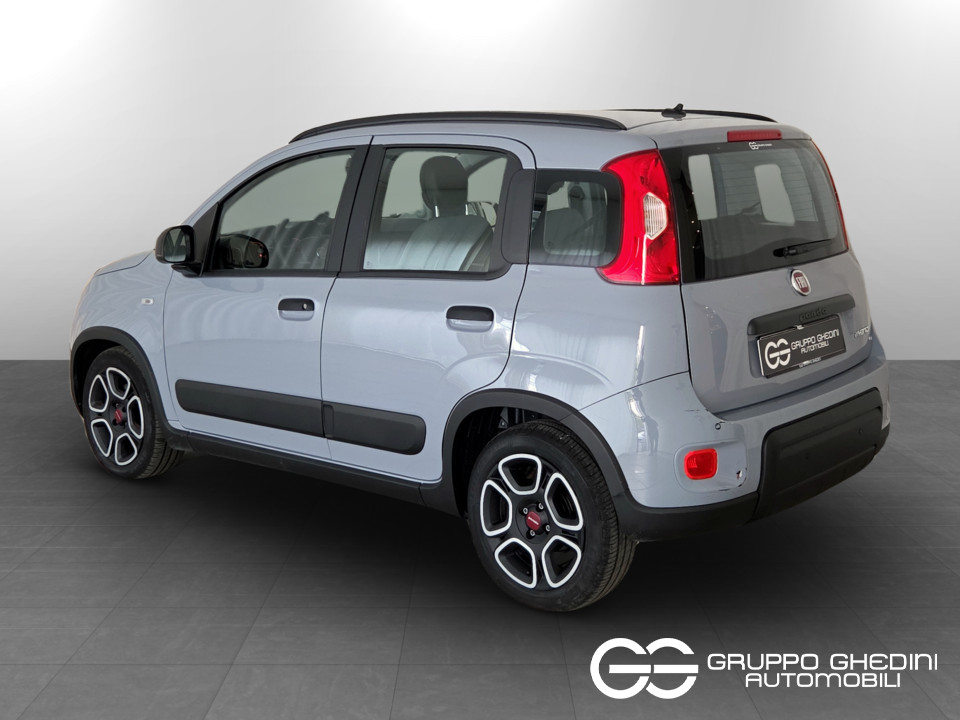 FIAT Panda 1.0 firefly hybrid City Life s&s 70cv Ibrida usato - 2