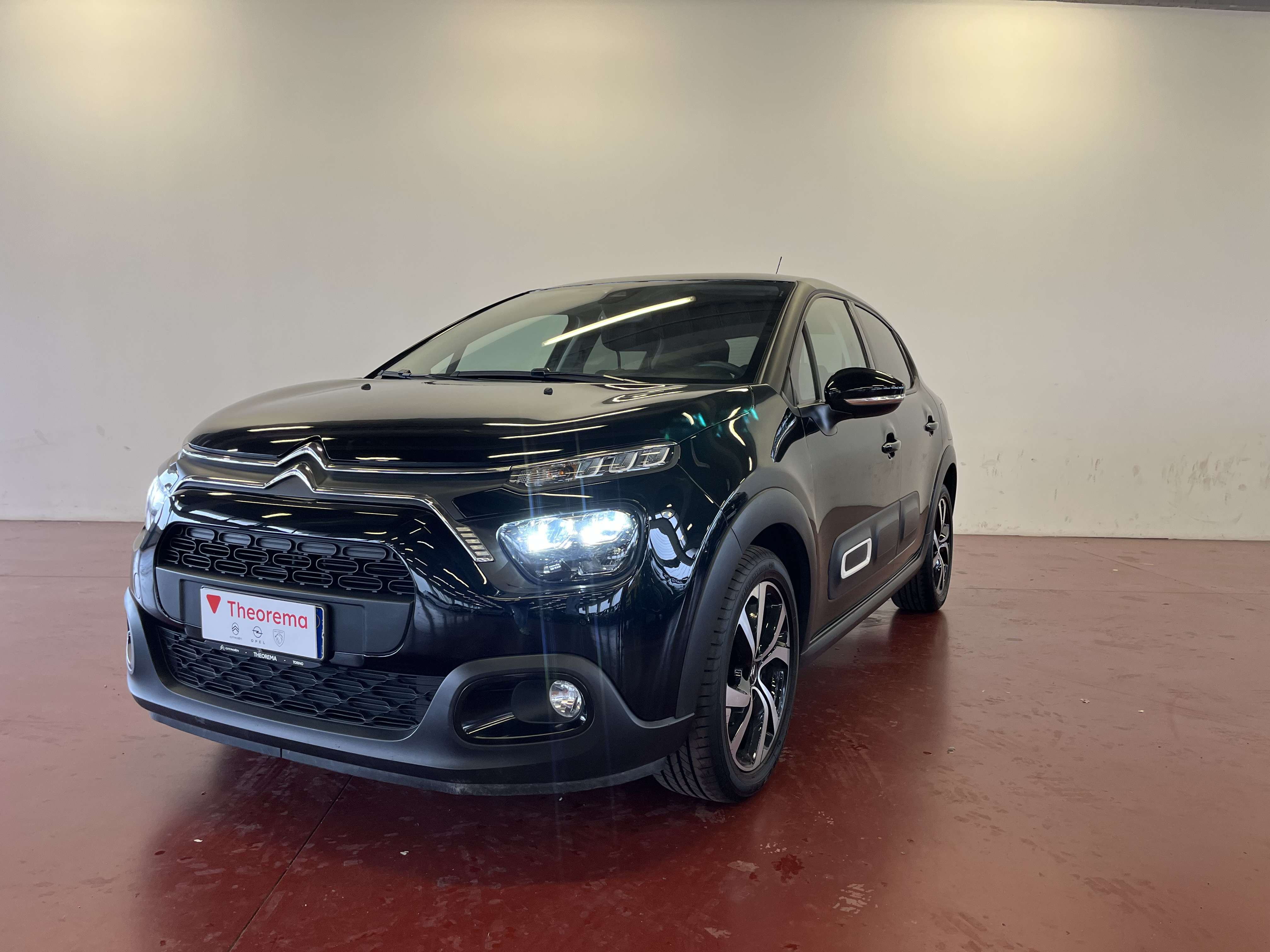 CITROEN C3 C3 1.2 puretech Shine s&s 83cv