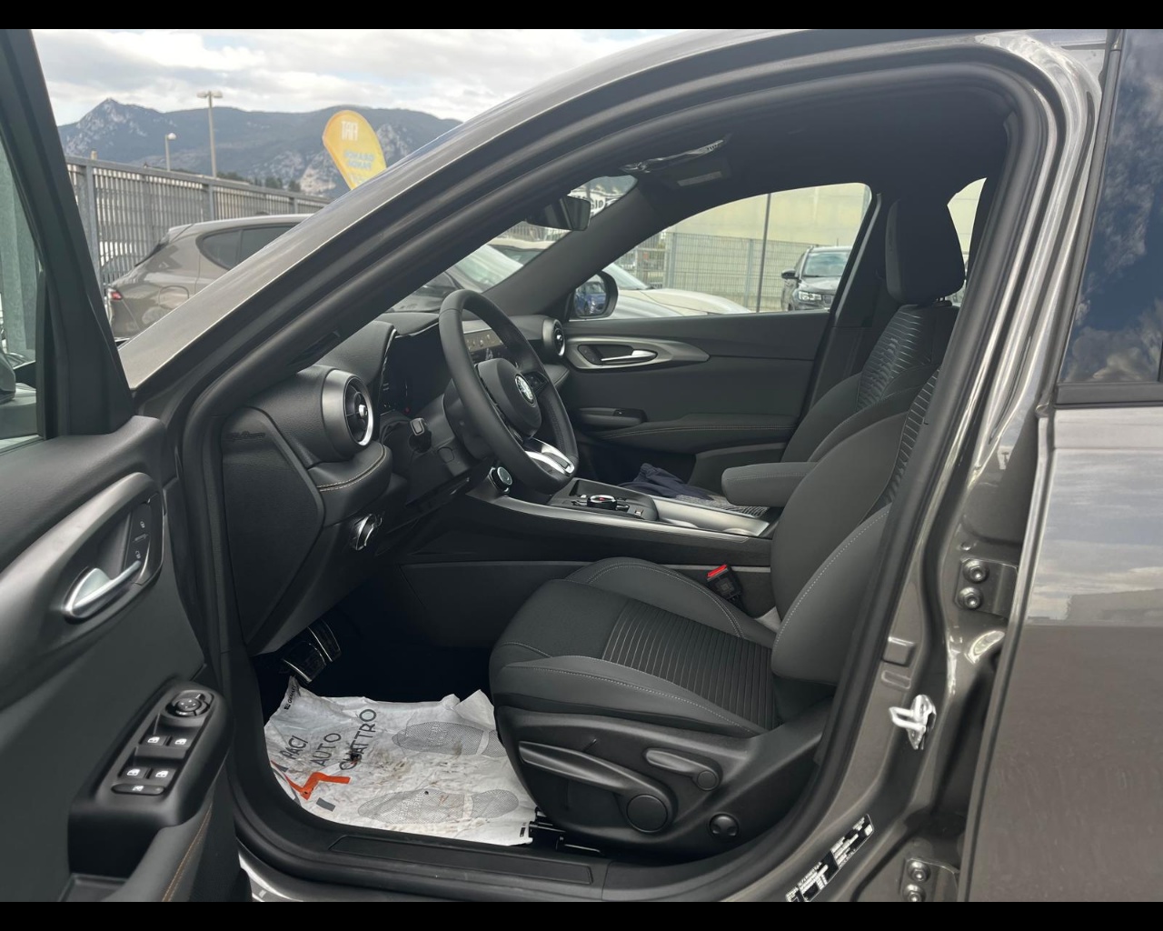 Foto ALFA ROMEO Tonale Ibrida My25 Hybrid 160cv Sprint