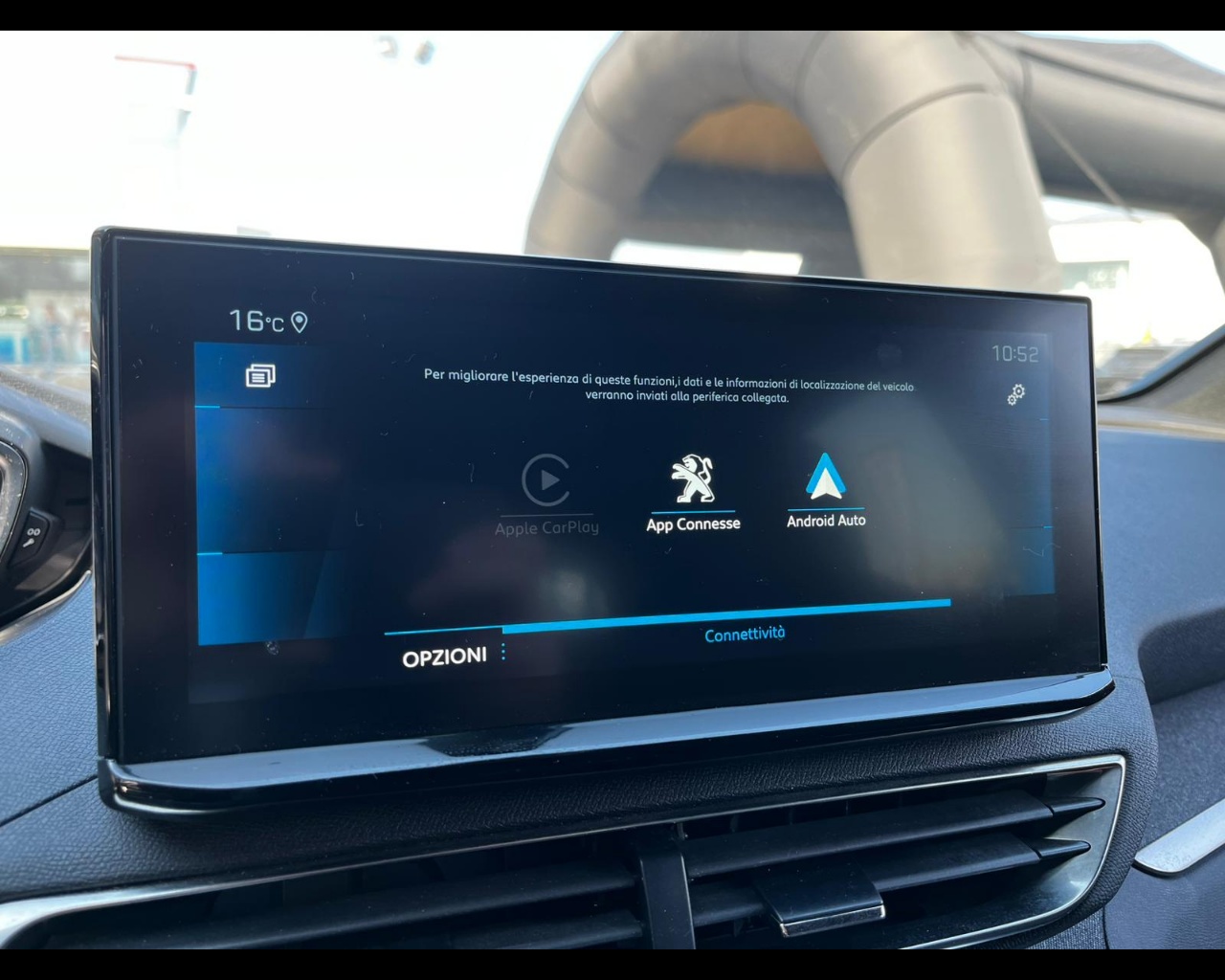 Foto PEUGEOT 5008 1.5 bluehdi Allure Pack s&s 130cv eat8 7p.