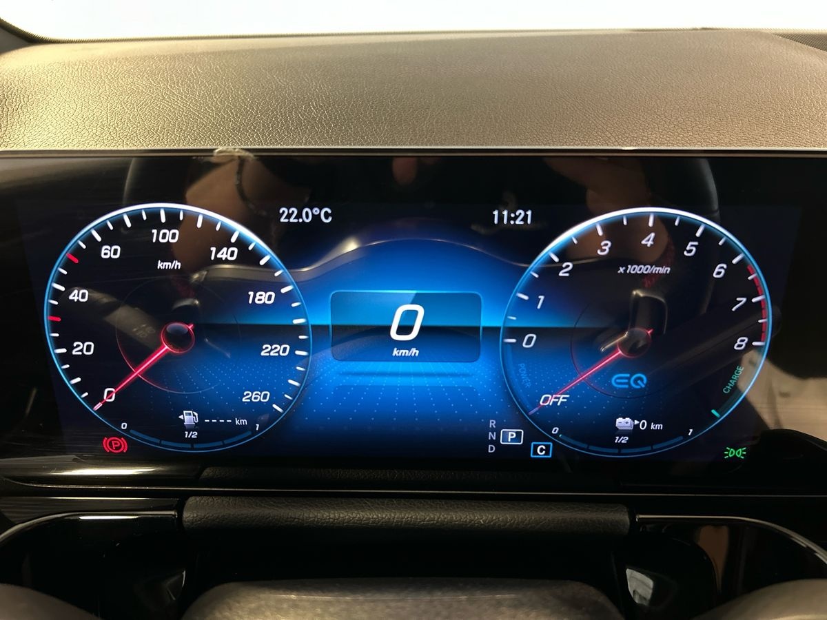 Mercedes GLA GLA 250 e Plug in hybrid (e EQ-POWER) Premium Speedshift DCT AMG 8G - 13