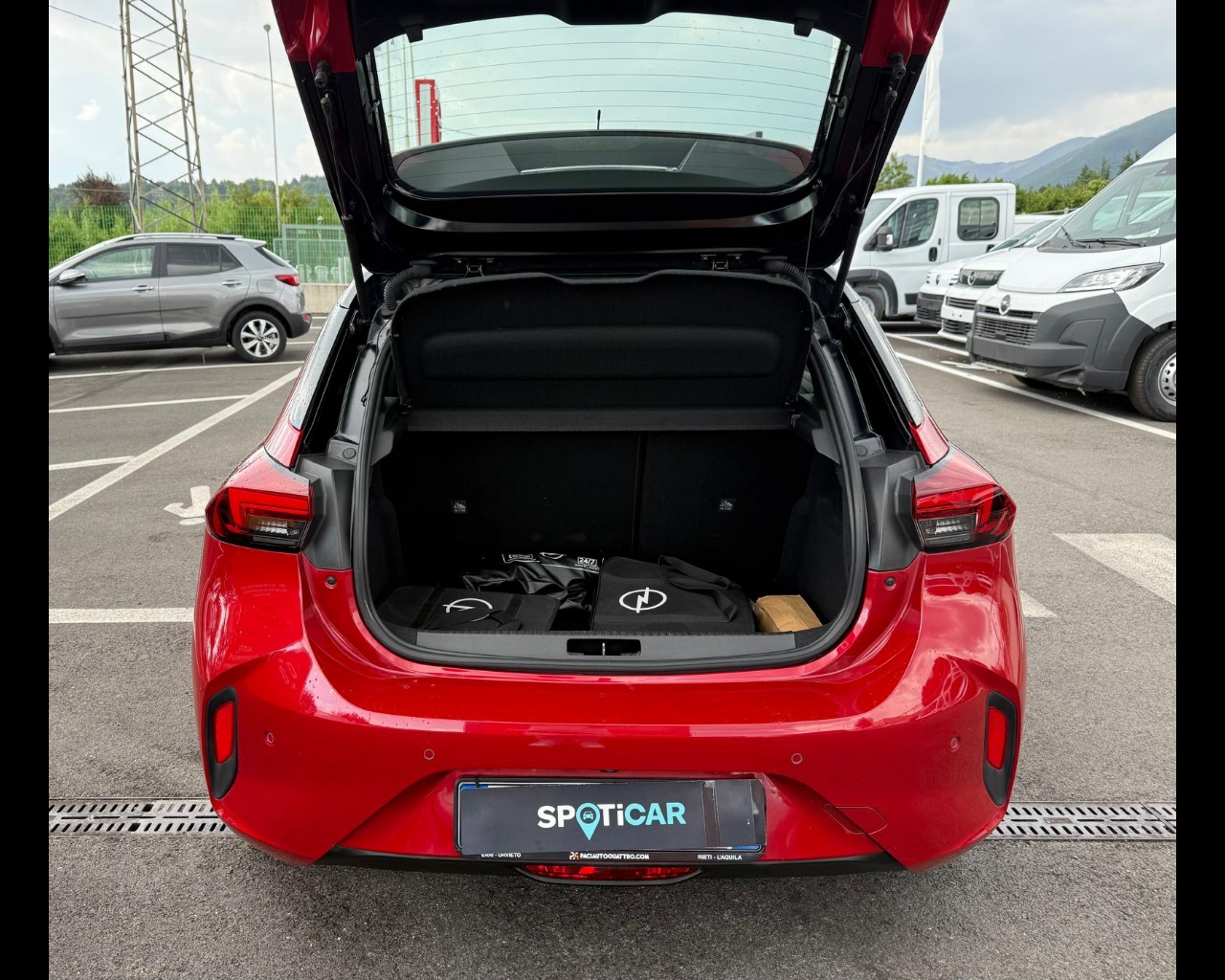 Foto OPEL Corsa e- GS Line +