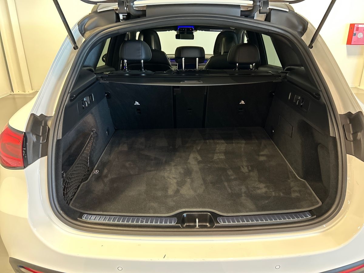 Mercedes GLC GLC 220 d AMG Line Advanced 4matic auto - 8